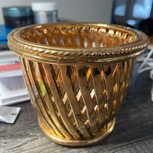 Mid century, Italian Elegant Gold Decorative Cachepot